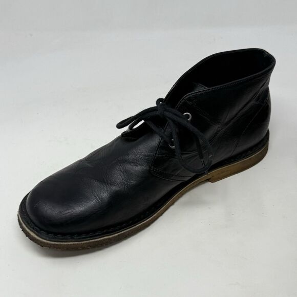 UGG Leighton Chukka Boots Mens 10.5 Black Leather Ankle Classic Crepe Soles main image 8